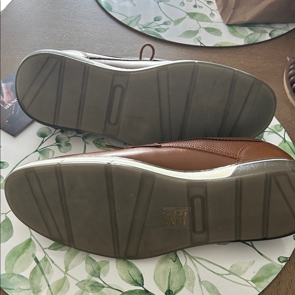 Men's Brown Dress Shoes - Picture 4 of 8